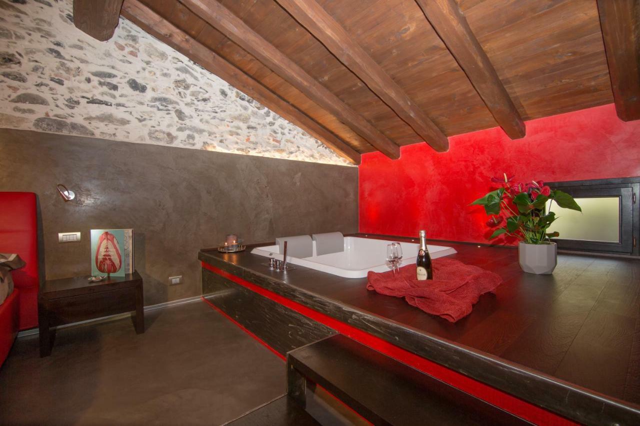 Sotto Le Stelle Hotel Pieve di Teco Exterior photo
