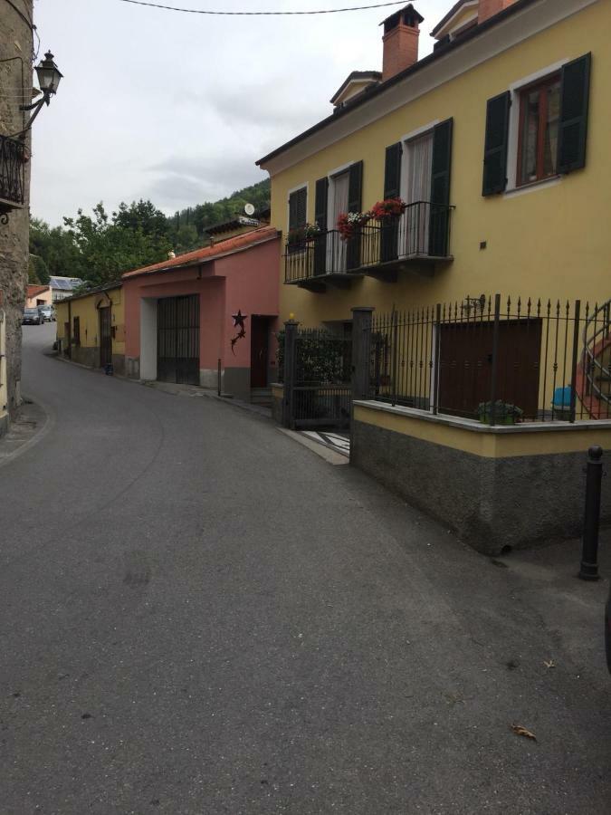 Sotto Le Stelle Hotel Pieve di Teco Exterior photo